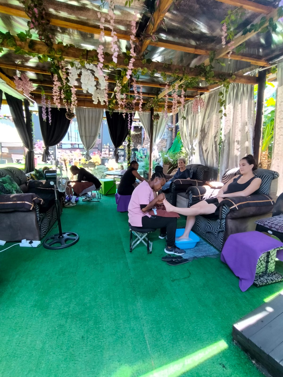 Relaxing spa environment